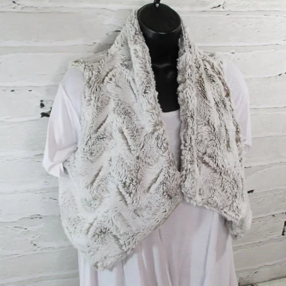 Rare Editions Big Girls Cropped Faux Fur Open Vest - Picture 2 of 8